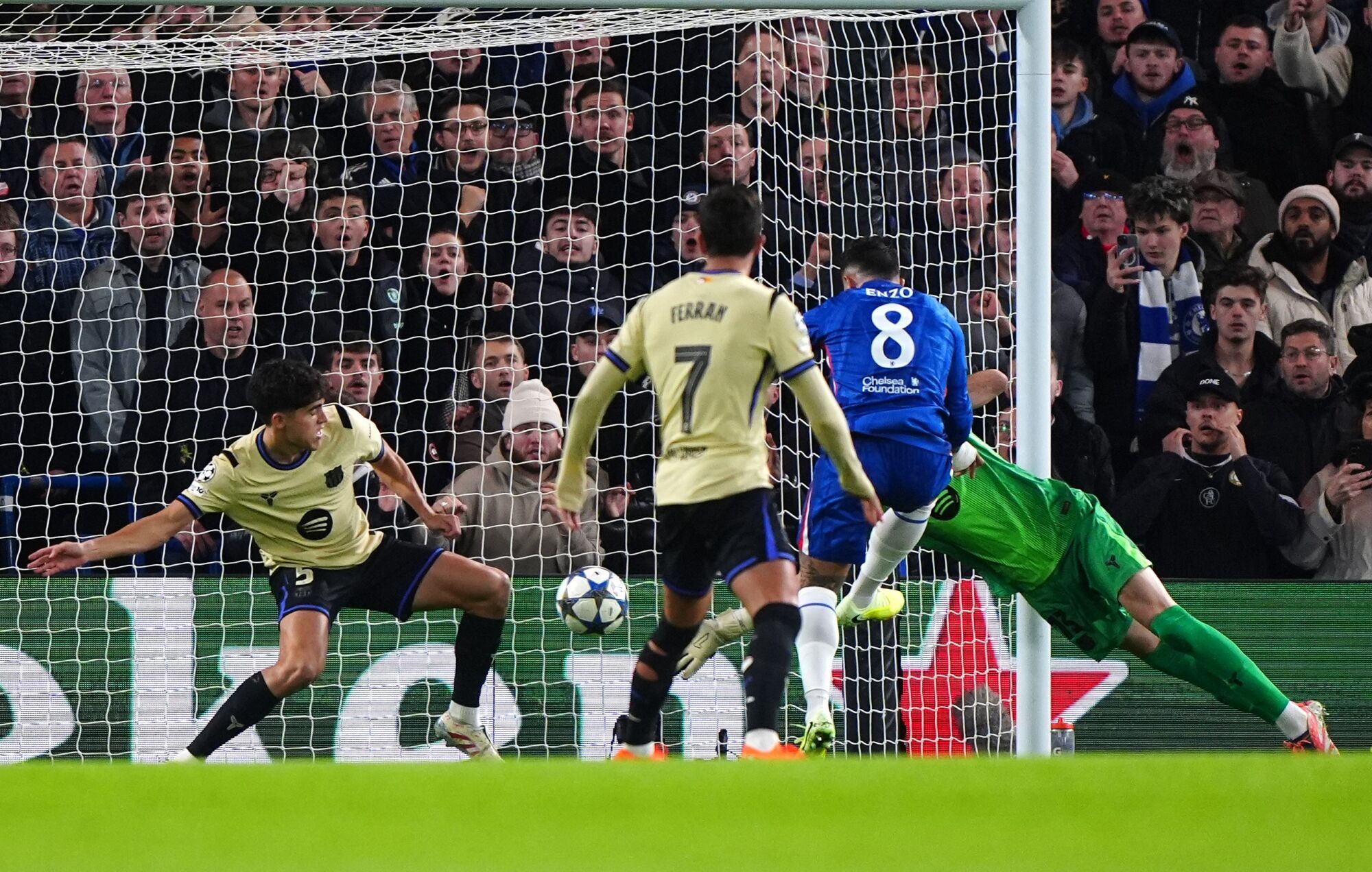 Champions League: Chelsea - Barcelona.