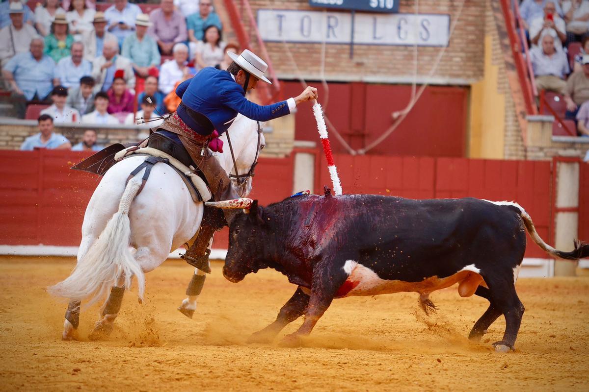 La corrida de rejones de la Feria Taurina de Córdoba, en imágenes La corrida de rejones de la Feria Taurina de Córdoba, en imágenes