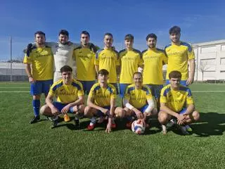 El Restaurante As de Guía derrota al Persianas Morrazo y encarrila el campeonato