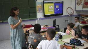 Valencia. Inicio del curso escolar, CEIP El Grau. Alumnos en clase. Archivo. EDUCACIÓN . ENSEÑANZA . INICIO CURSO 2022 - 2023 . ENTRADA AL CEIP EL GRAU