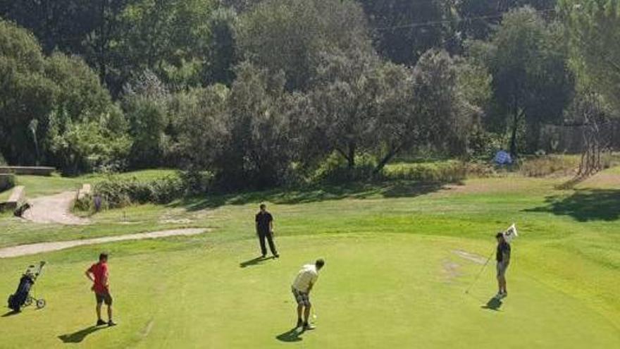 El Manresa Golf Club aplega en l&#039;actualitat 156 golfistes que es beneficien de la seva oferta de serveis