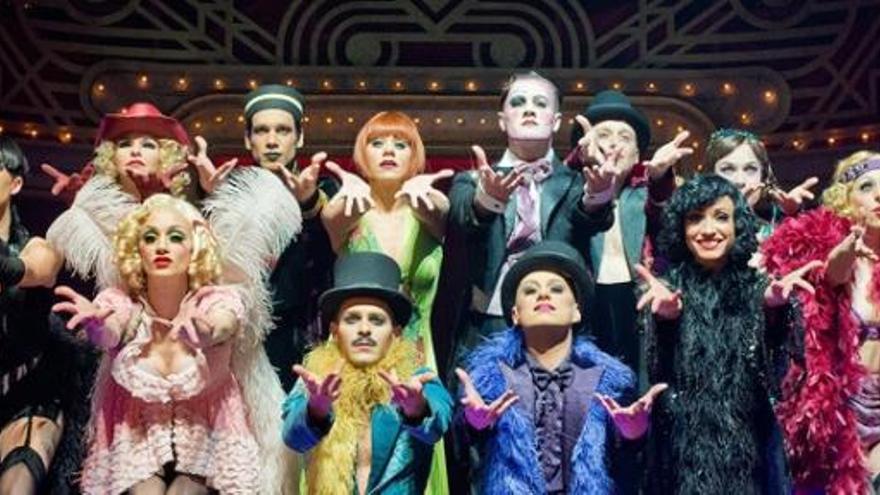 L&#039;escenografia i el vestuari de &quot;Cabaret&quot; arriben avui al Kursaal en cinc tràilers