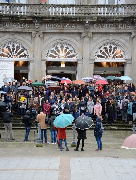 Multitudinaria protesta del 8-M en Pontevedra