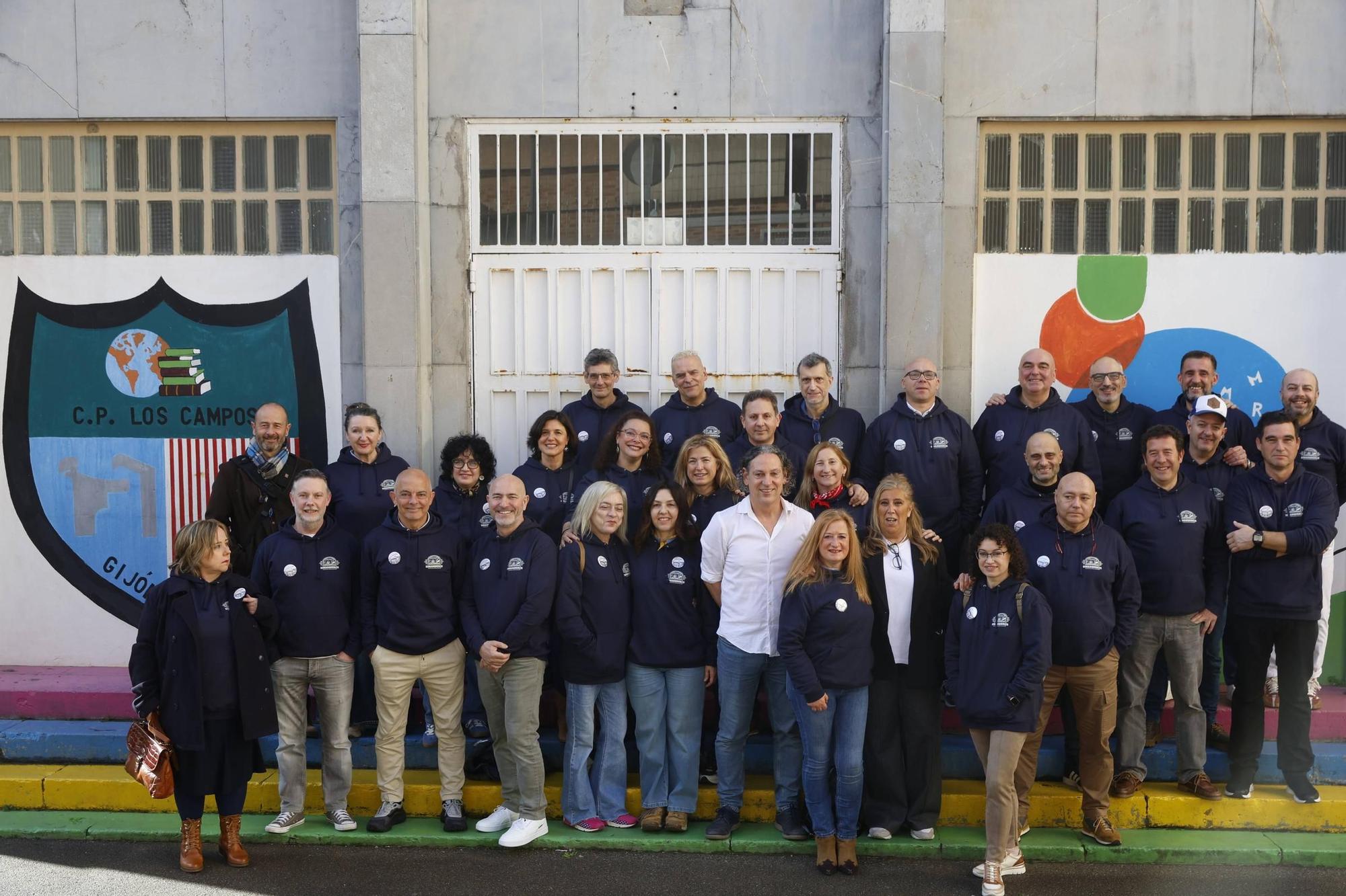 Antiguos alumnos de Los Campos, de visita en el colegio (en imágenes)