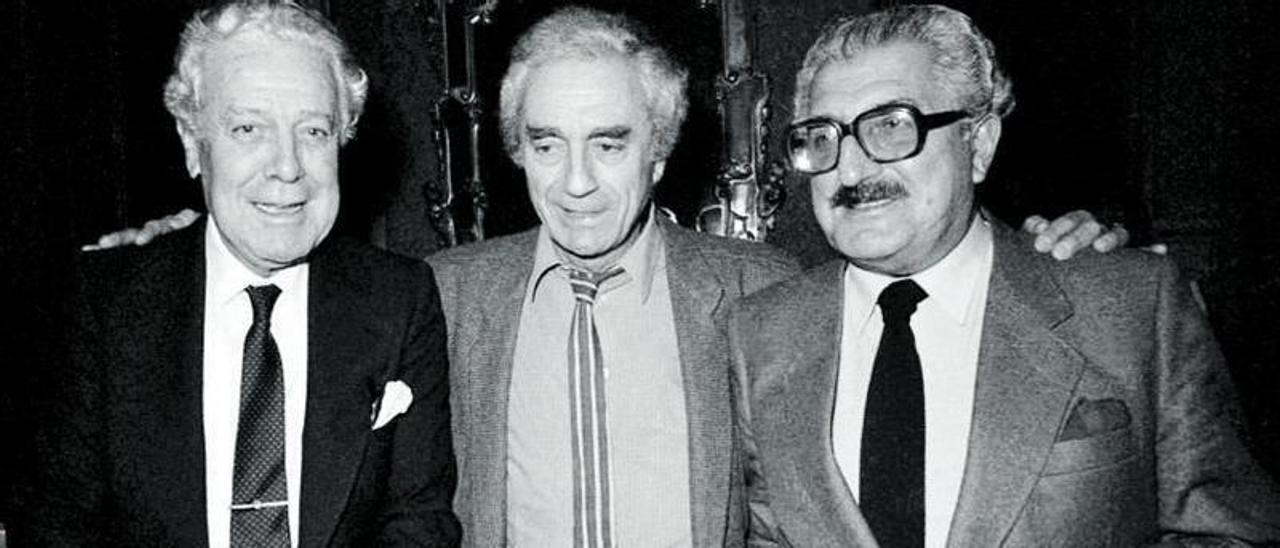 Luis Berlanga, Michelangelo Antonioni y Juan Antonio Bardem, de izquierda a derecha.
