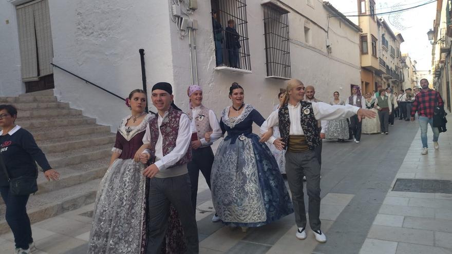 La fiesta más auténtica: Teulada vibra con el traslado de Sant Vicent Ferrer a su ermita