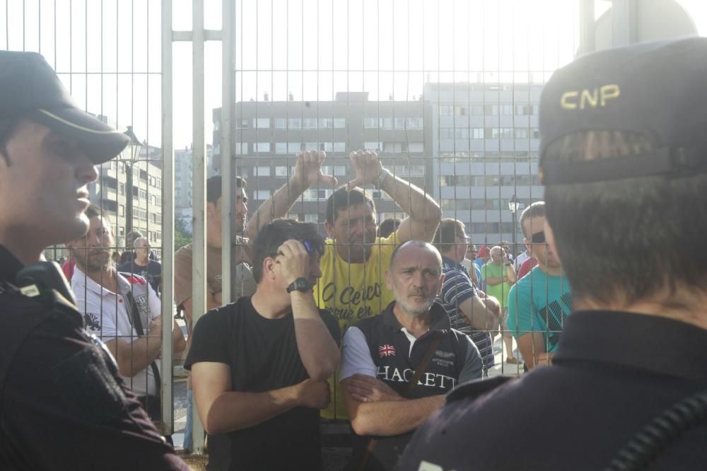 Protesta de los marineros del cerco en Vigo