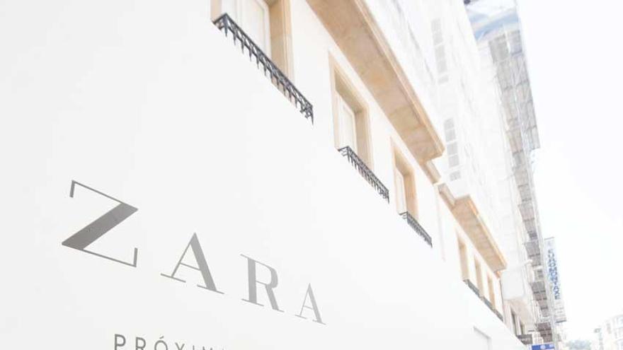 Exterior de la macrotienda que abrirá Zara en la calle Compostela.