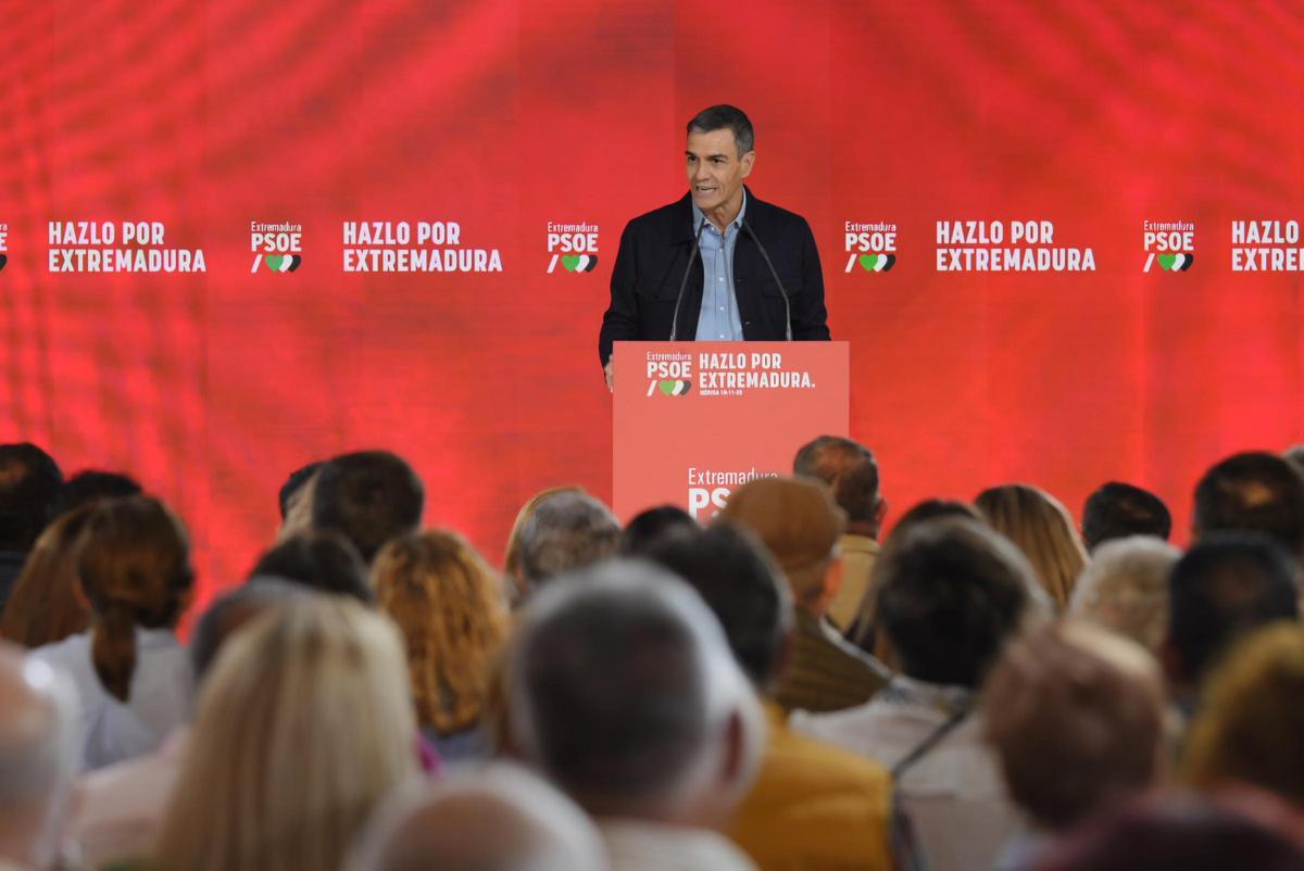 Fotogalería | Pedro Sánchez conquista Mérida