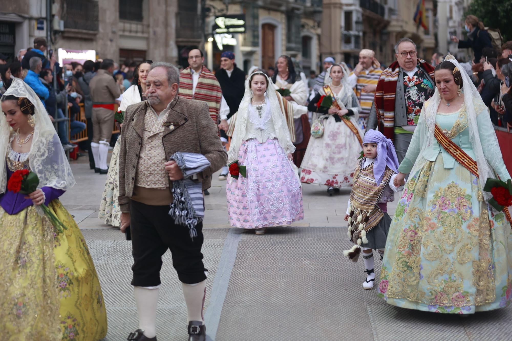 Búscate en el segundo día de ofrenda por la calle Quart (entre las 18:00 a las 19:00 horas)