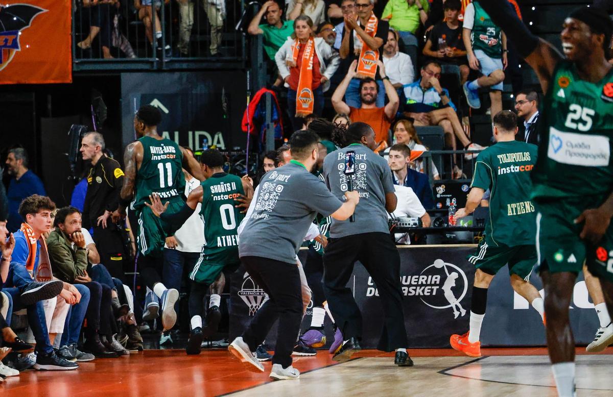 Cruel derrota sobre la bocina de Valencia Basket y Panathinaikos en el Roig Arena