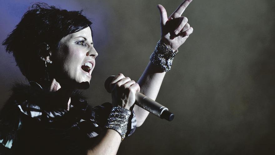 Dolores O&#039;Riordan, durante un concierto. // AFP