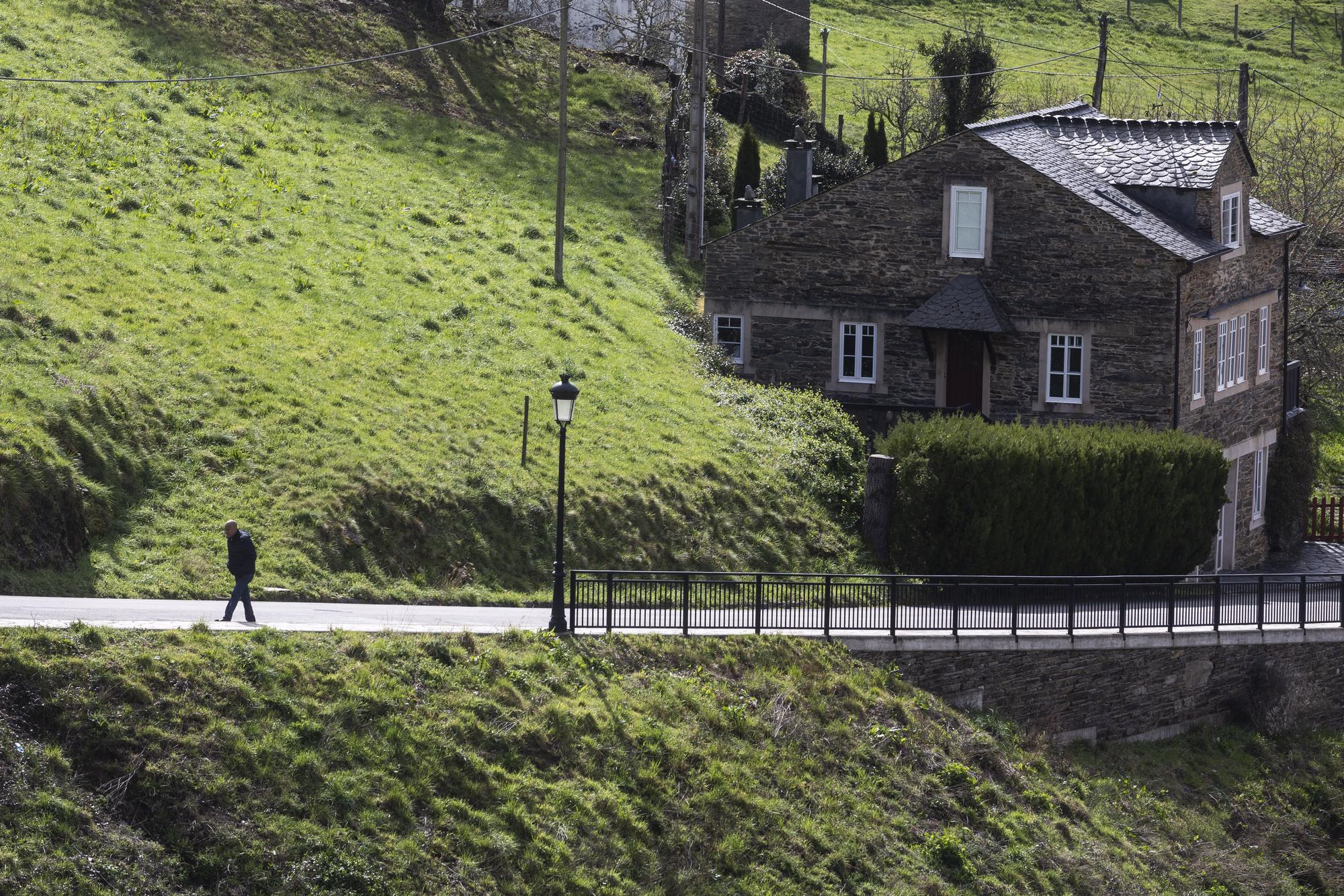 Asturianos en Santa Eulalia de Oscos, un recorrido por el municipio