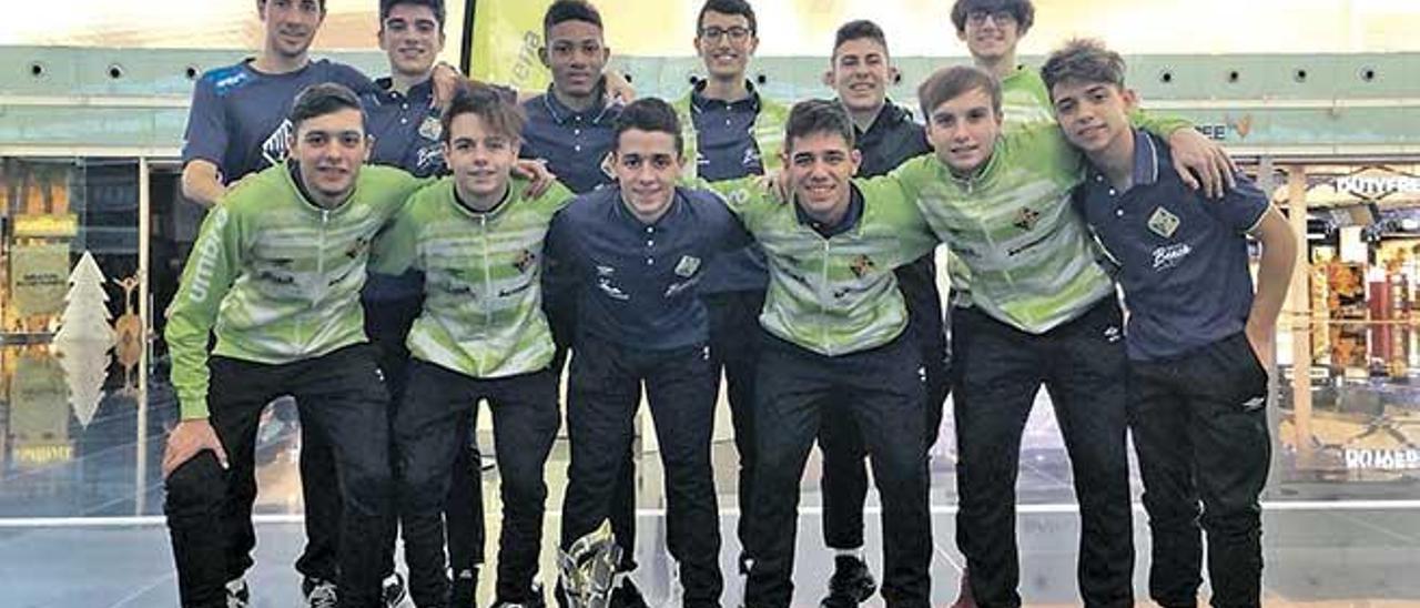 El Palma Futsal juvenil que fue tercero en el torneo Squadra Futsal Cup.