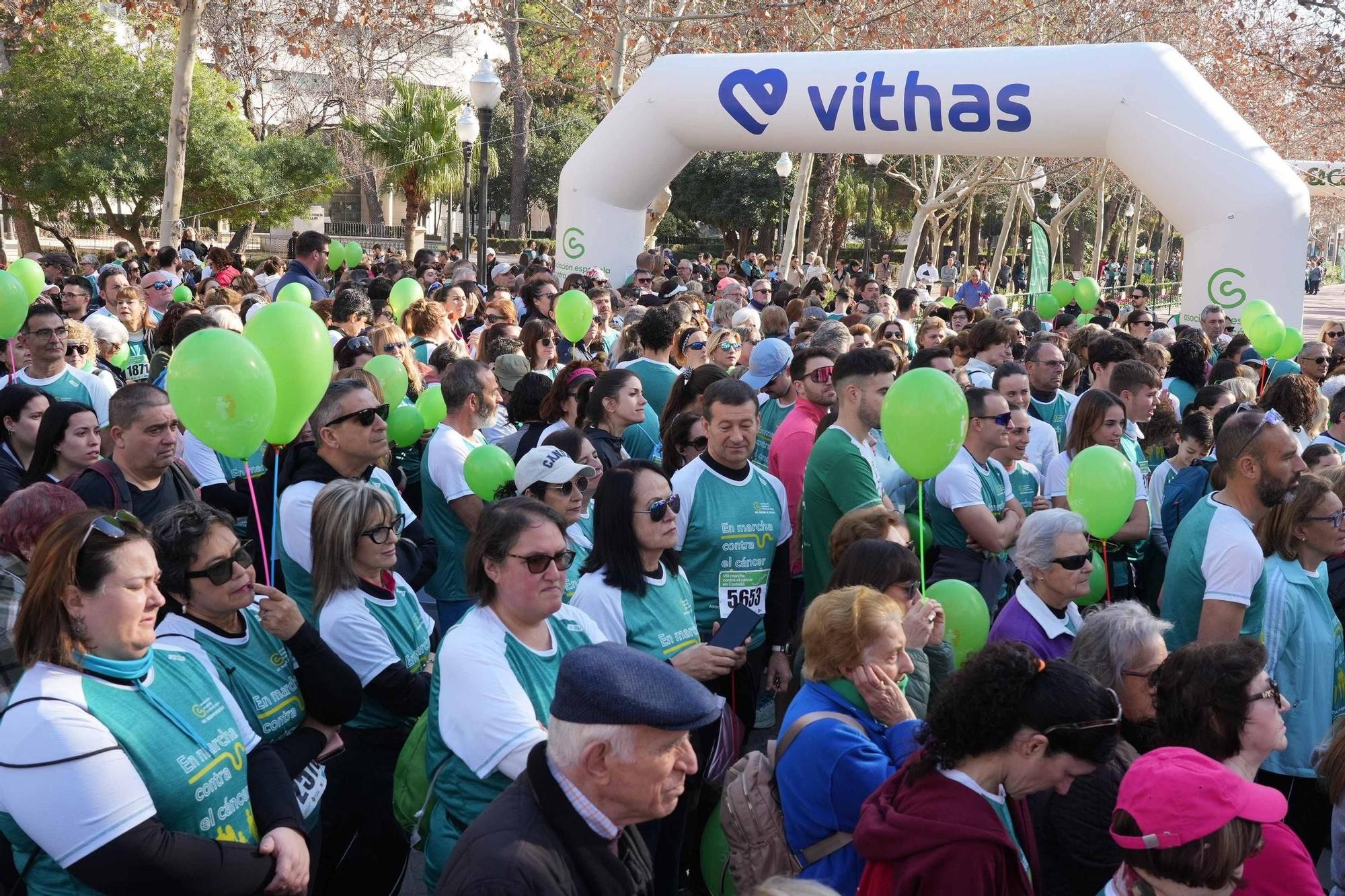 Galería I Búscate en nuestra macrogalería de fotos de la Marcha Contra el Cáncer de Castelló