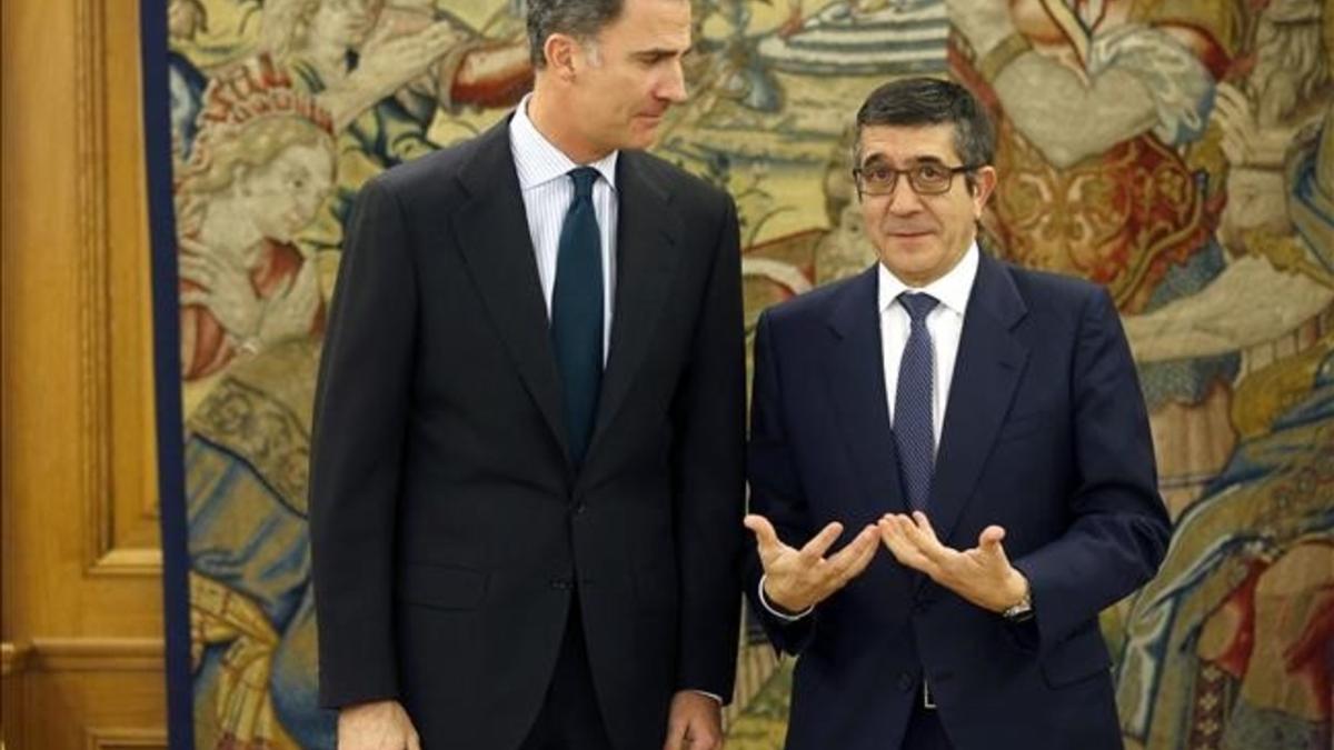 El rey Felipe VI junto al presidente del Congreso, Patxi López, en uno de sus últimos encuentros