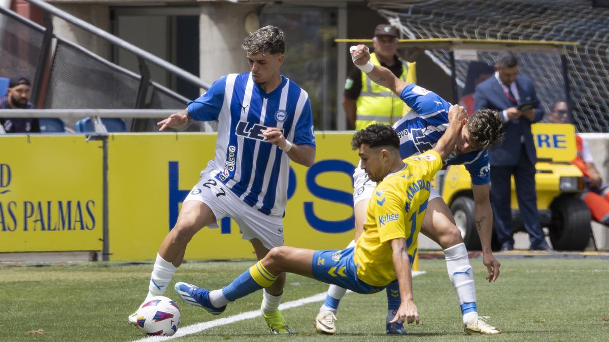 Las Palmas y Alavés despiden la temporada con un empate (1-1).