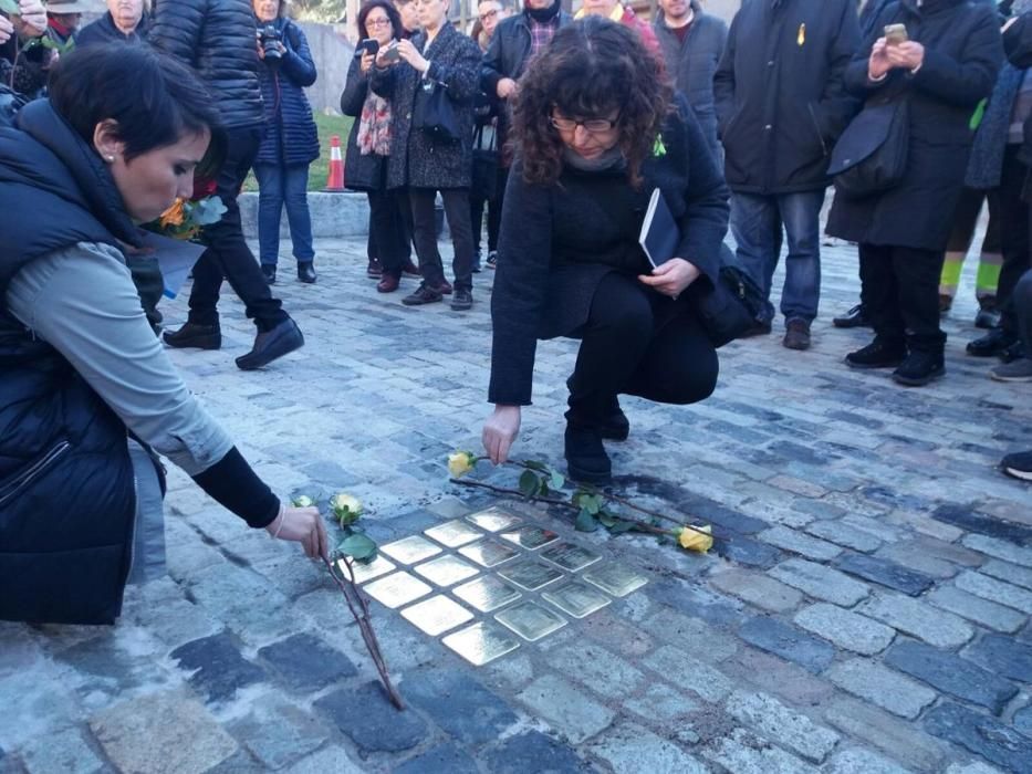 Girona col·loca llambordes per recordar les víctimes dels nazis