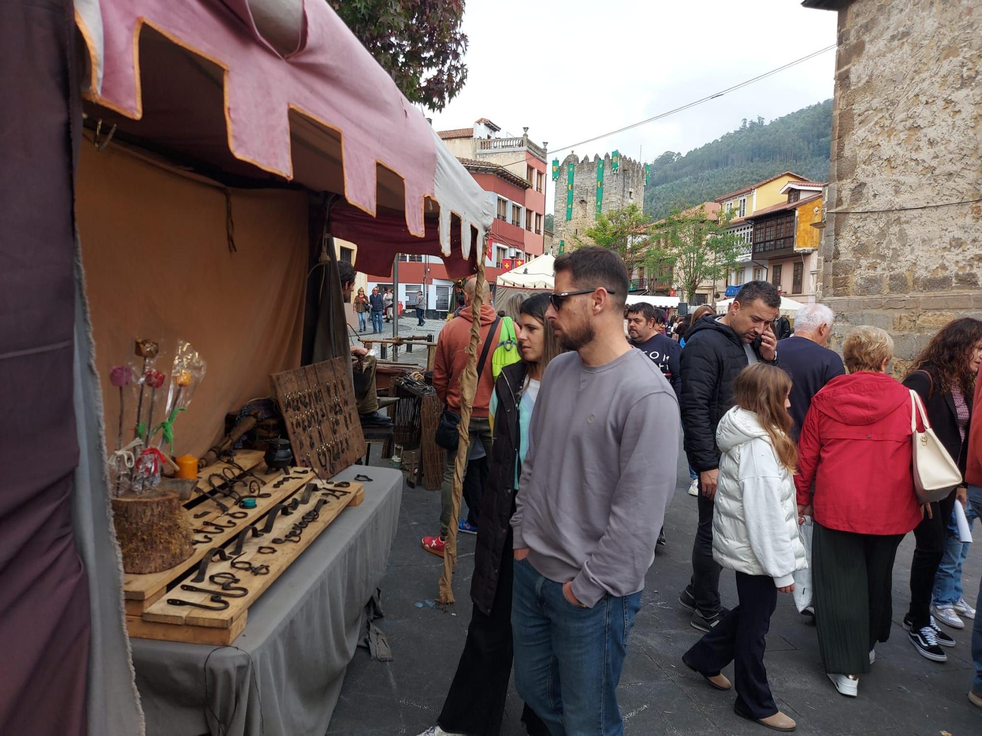 En imágenes: Domingo de lleno en la Feria Medieval de Salas