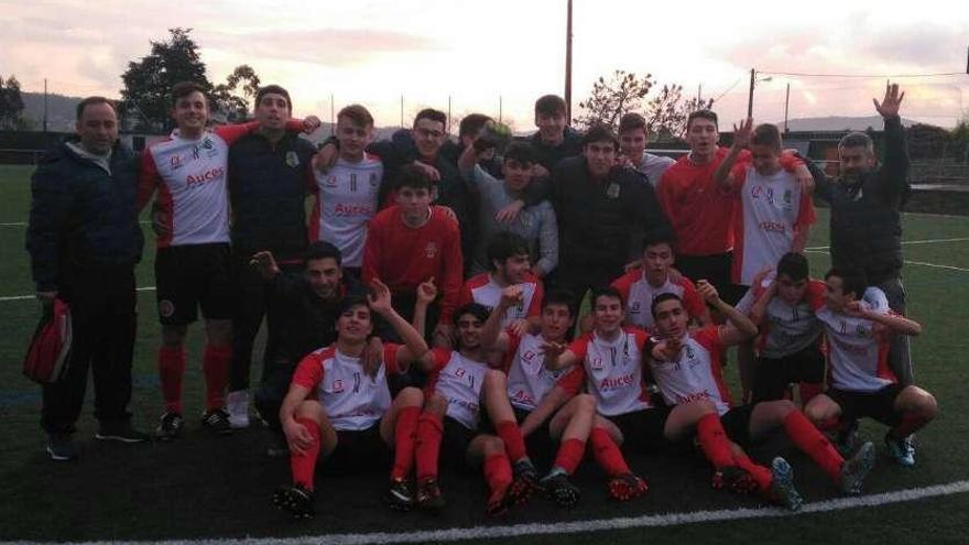 El juvenil C de la EEFB ganó la liga de Segunda Autonómica.