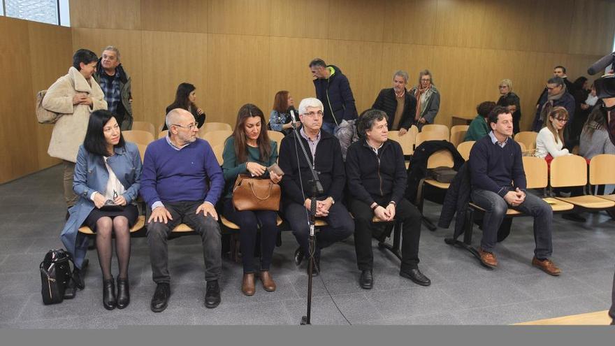 Los expolíticos, durante el juicio