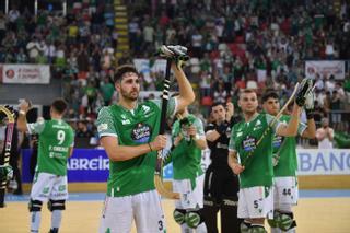 El Liceo roza la proeza pero el Barcelona alza el título en Riazor