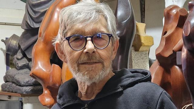 Xosé Castiñeiras no seu taller. | CEDIDA