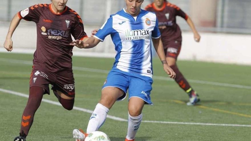 Anair Lomba, durante un partido con el Espanyol. // rcdespanyol.com