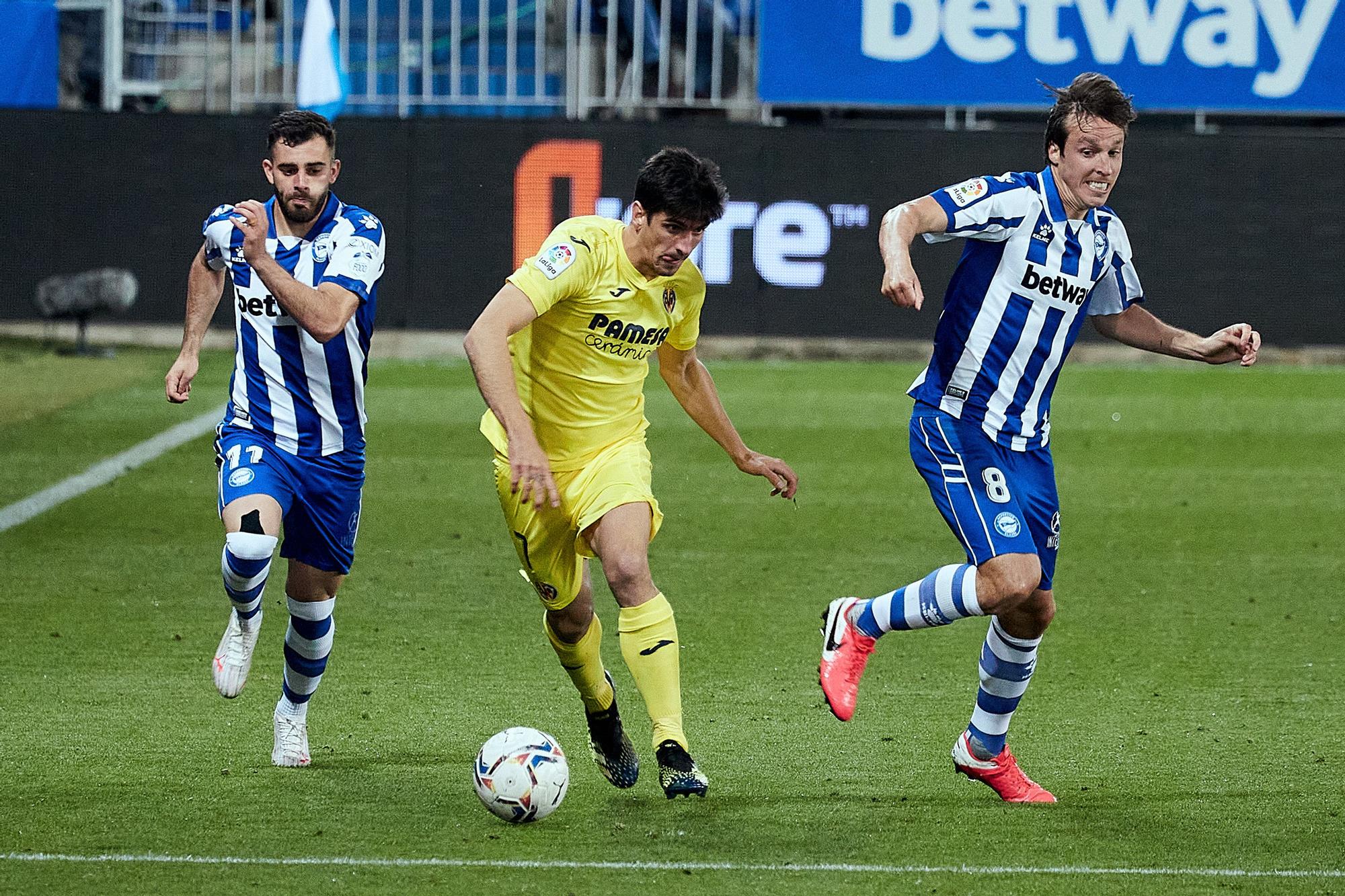 El Alavés-Villarreal, en imágenes