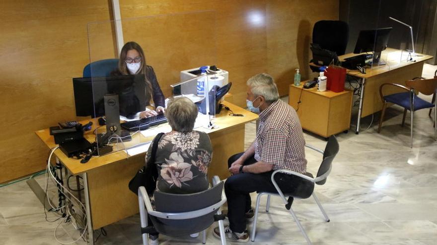 Girona trasllada les gestions que es feien dins l&#039;Ajuntament al vestíbul del Teatre