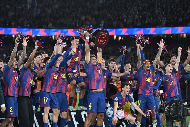 Barcelona conquista su 29ª Liga tras vencer 2-0 al Real Madrid en el Clásico