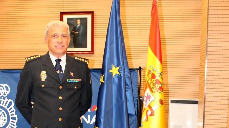 Luis Carlos Espino, nuevo jefe superior de policía de Asturias, tras dirigir la Unidad Central de Fronteras