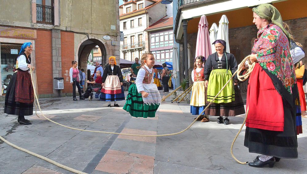 Concursu y Muestra de Traxes Tradicionales en Grado