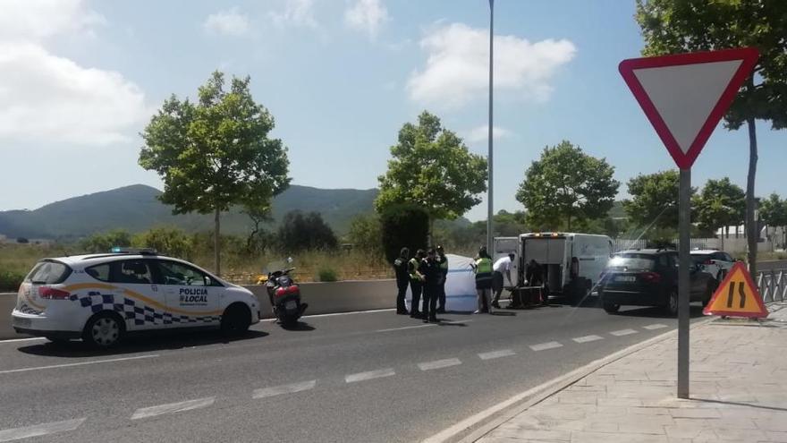 Lugar del suceso en el que un hombre ha muerto de un infarto. Foto: César Navarro