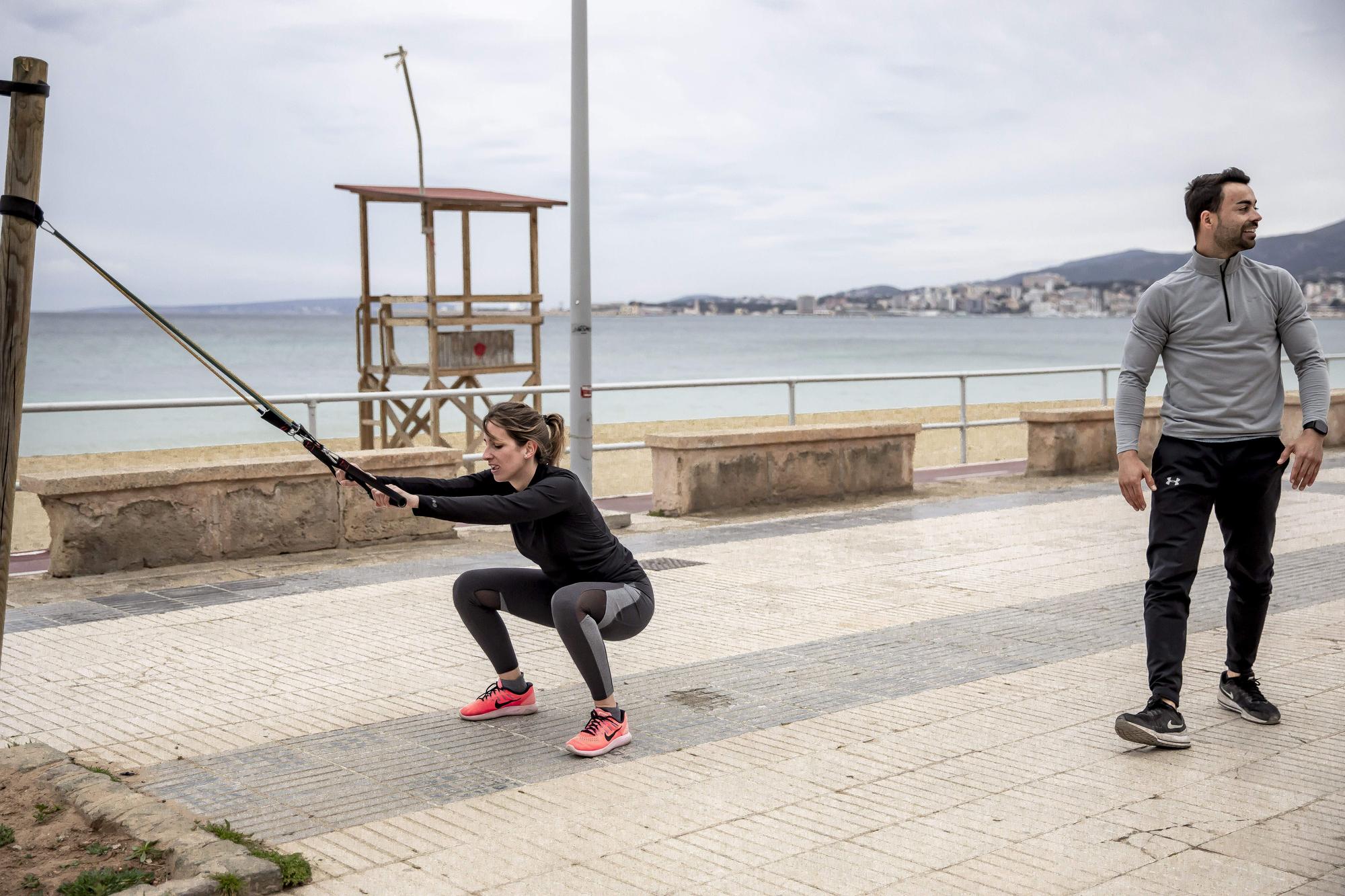 Gimnasia grupal al aire libre