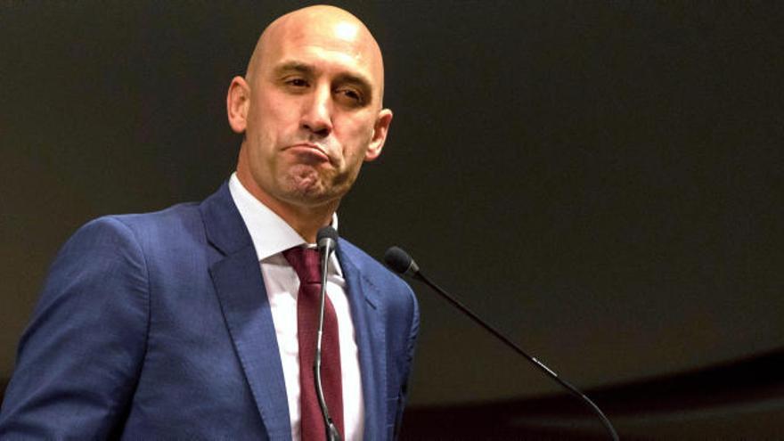 Rubiales arremete contra el Valencia CF