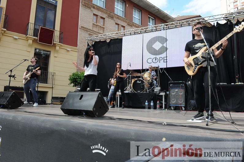 Ambiente sardinero en las calles de Murcia