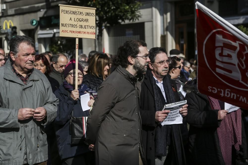 Protestas de los pensionistas en Oviedo.