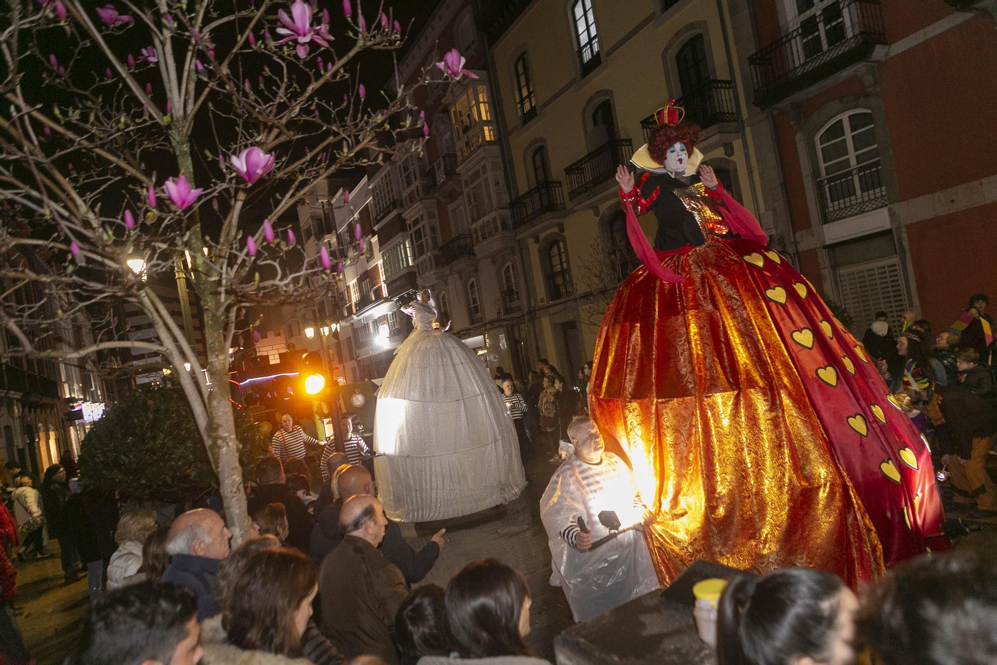 EN IMÁGENES: Gran desfile de Martes de Carnaval en Avilés