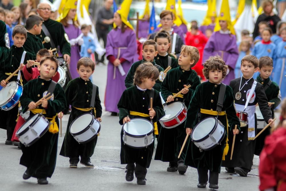 Via Crucis en versión infantil en Sax