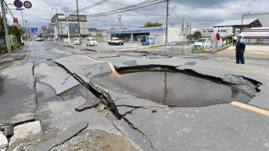 Un terremoto de 6,1 grados en Japón causa tres muertos