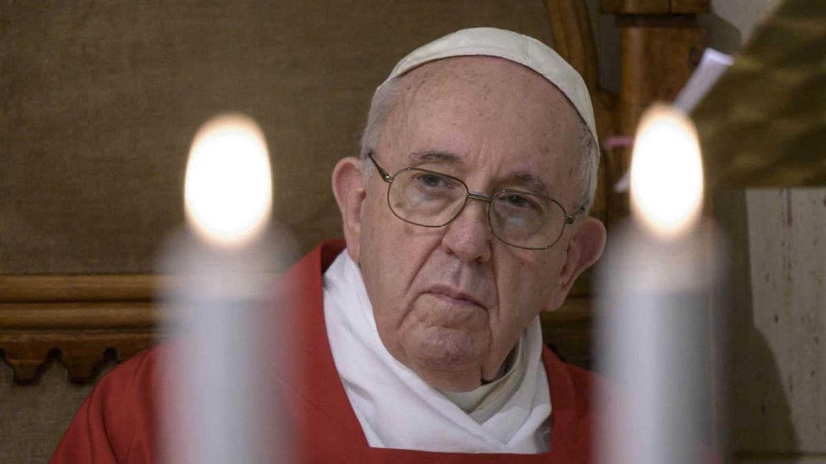 El Papa reza con creyentes de todas las religiones por el fin de la pandemia
