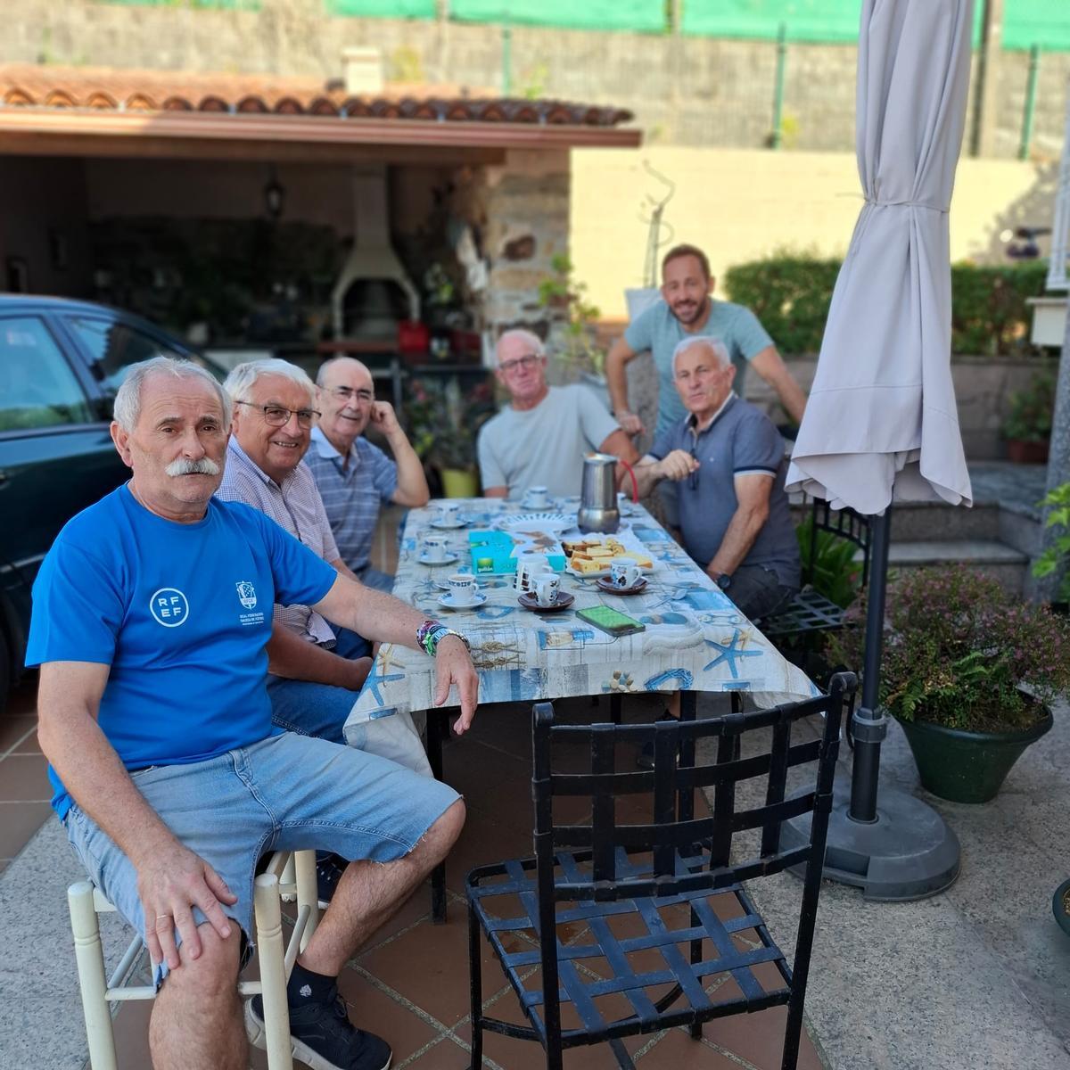 Agus, Luis, Pepiño, Cholo, Moisés y Modesto.