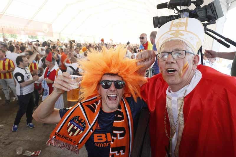 Fan zone del Valencia CF en Sevilla