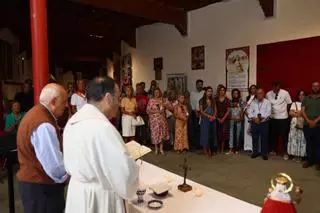 La misa del día de Begoña en la plaza de toros de Gijón, en imágenes