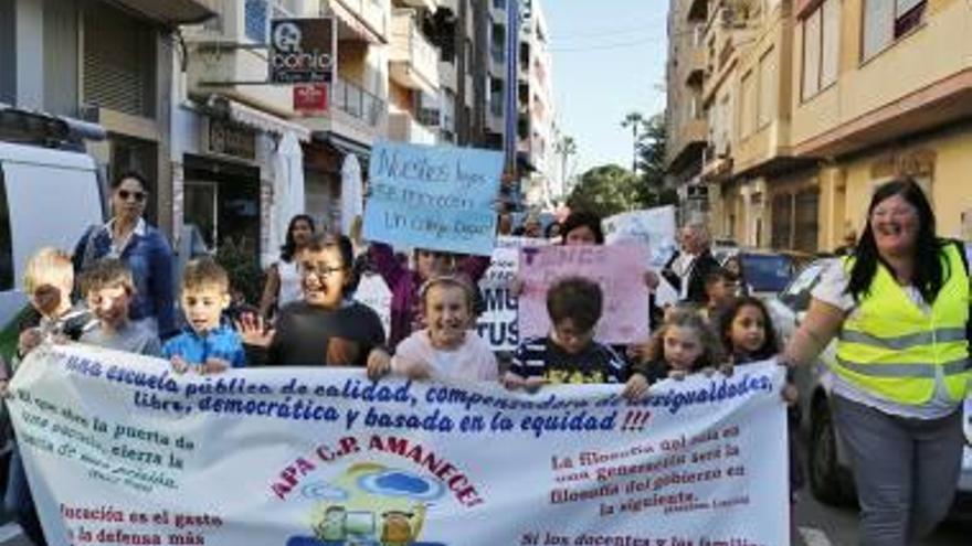 Imagen de la manifestación de ayer en Torrevieja.