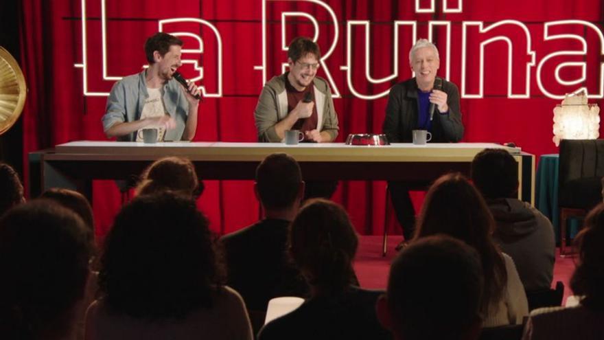 Albert Om amb Fuentes i Taltavull al programa «La Ruïna».  | RTVE