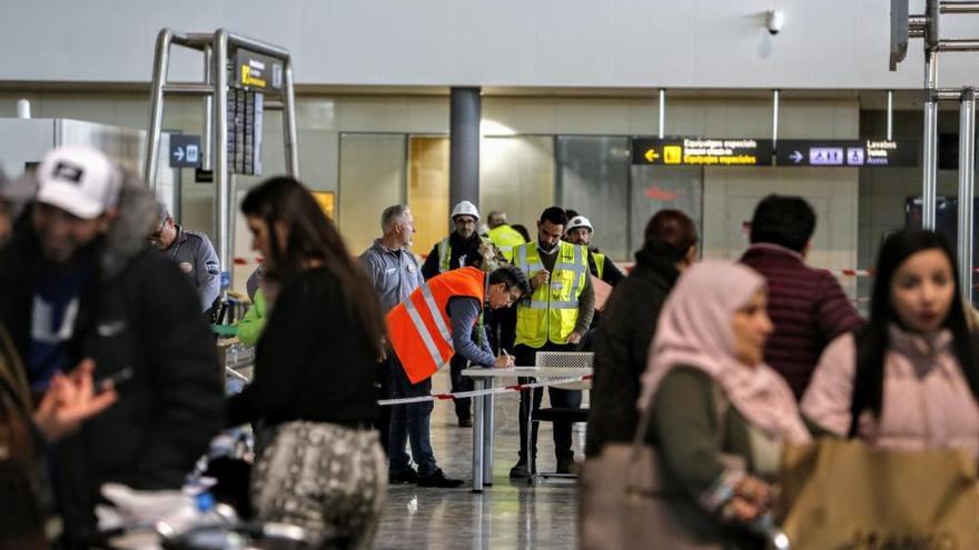 El aeropuerto de Alicante cierra el tráfico y cancela vuelos debido al temporal