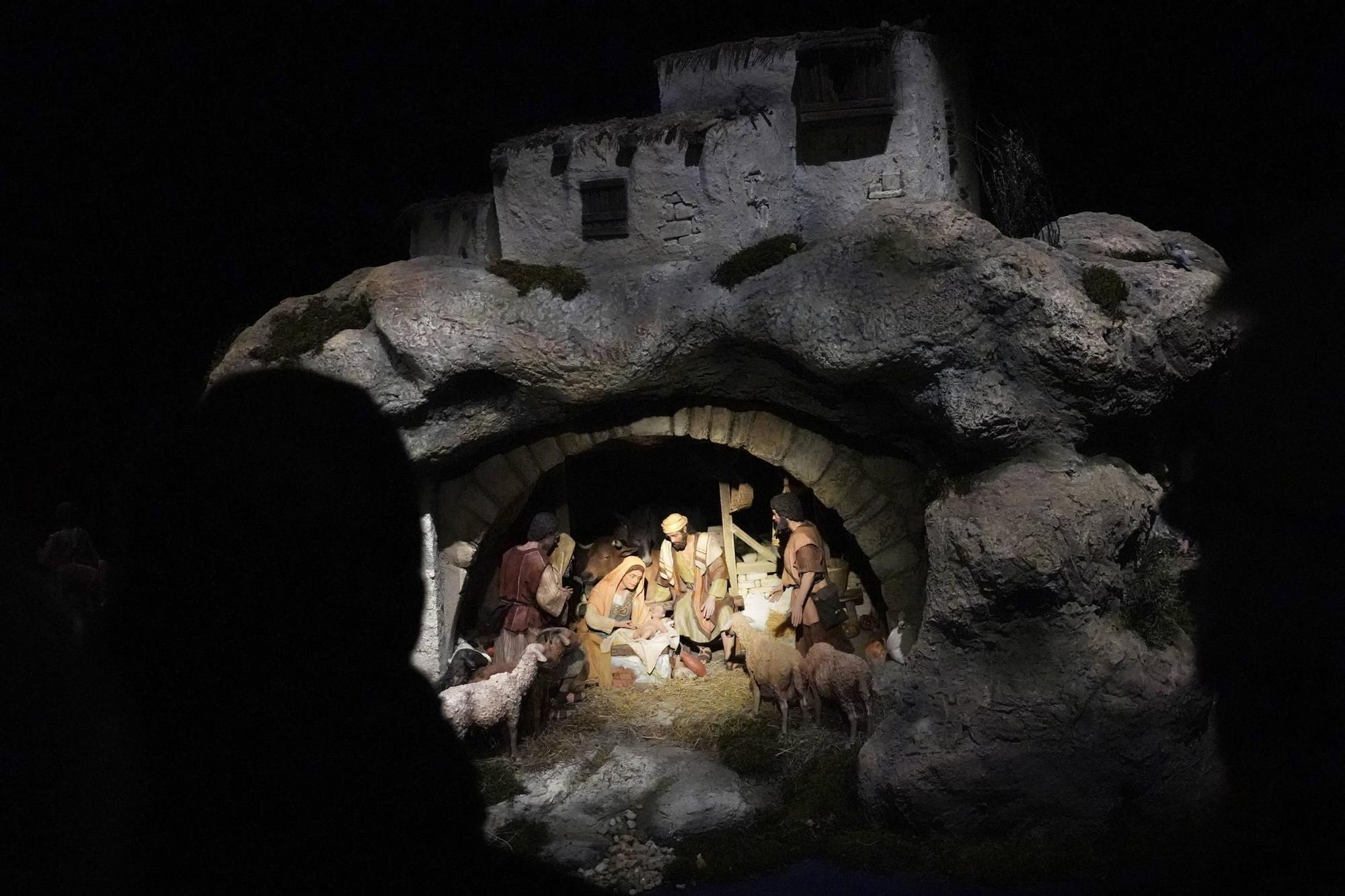 La Diputación de Zamora inaugura su tradicional Belén: "En Zamora, la tradición y la cultura del Belén siguen vivas".