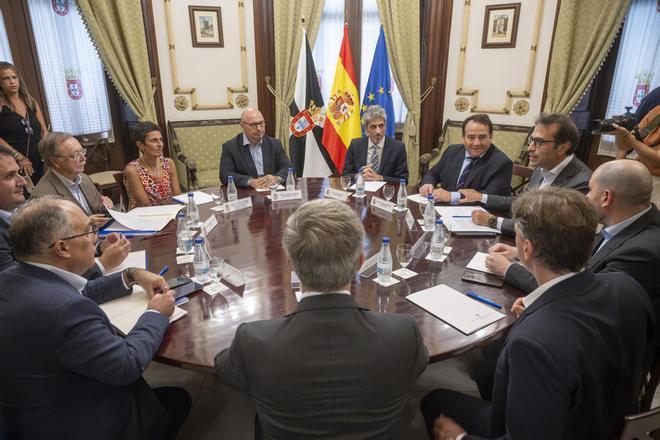 El Gobierno propone a Ceuta ampliar de forma inmediata el plan de desarrollo socioeconómico de 2022